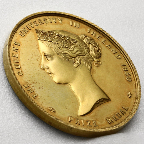 イギリス 1863年 ヴィクトリア女王 クイーンズ大学ベルファスト 金メダル 裸