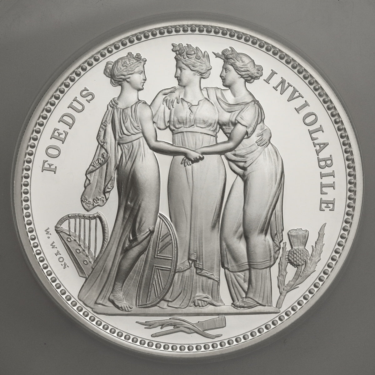 イギリス 2020年 エリザベス2世 スリーグレイシス 10ポンド 5oz 銀貨 PF70UCAM：6029854-003